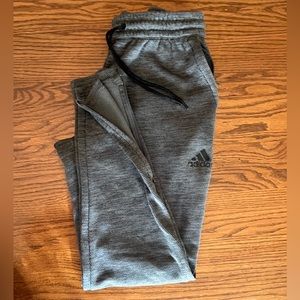 Adidas Men’s Climawarm Charcoal Heather Gray Sweatpants Pants Joggers Medium M